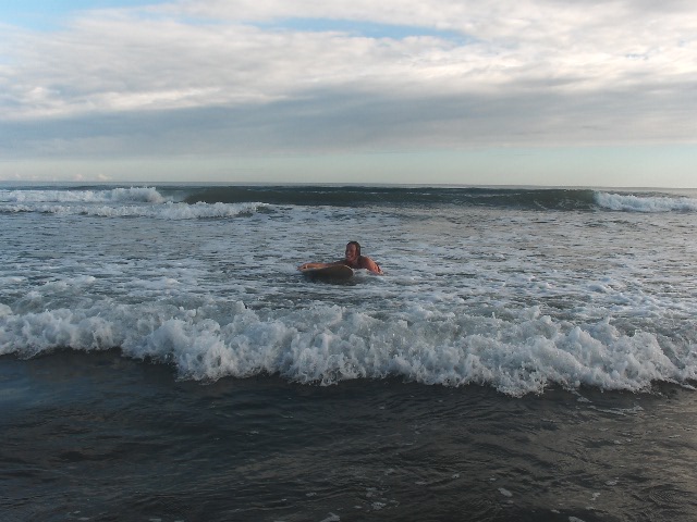 Surfing_Playa_Grande_036.jpg